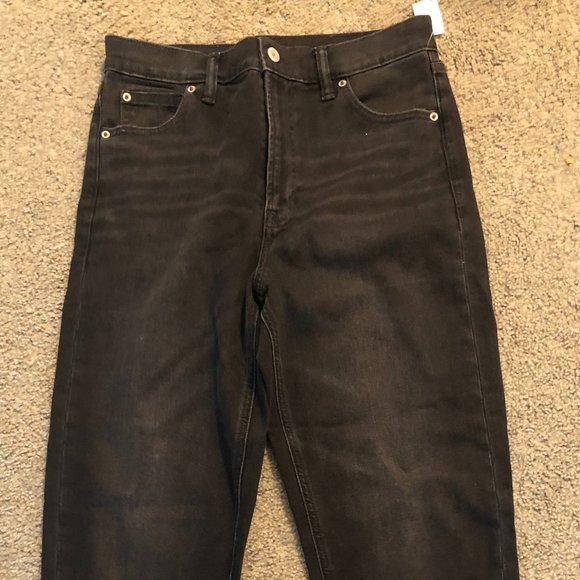 Sky High Rise Mom Jeans With Washwell™ - Picture 4 of 5